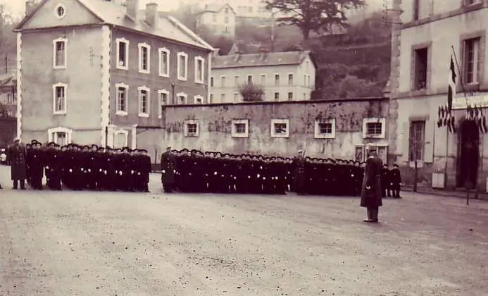P6 Prise dArmes 1960 place du Champ de Mars